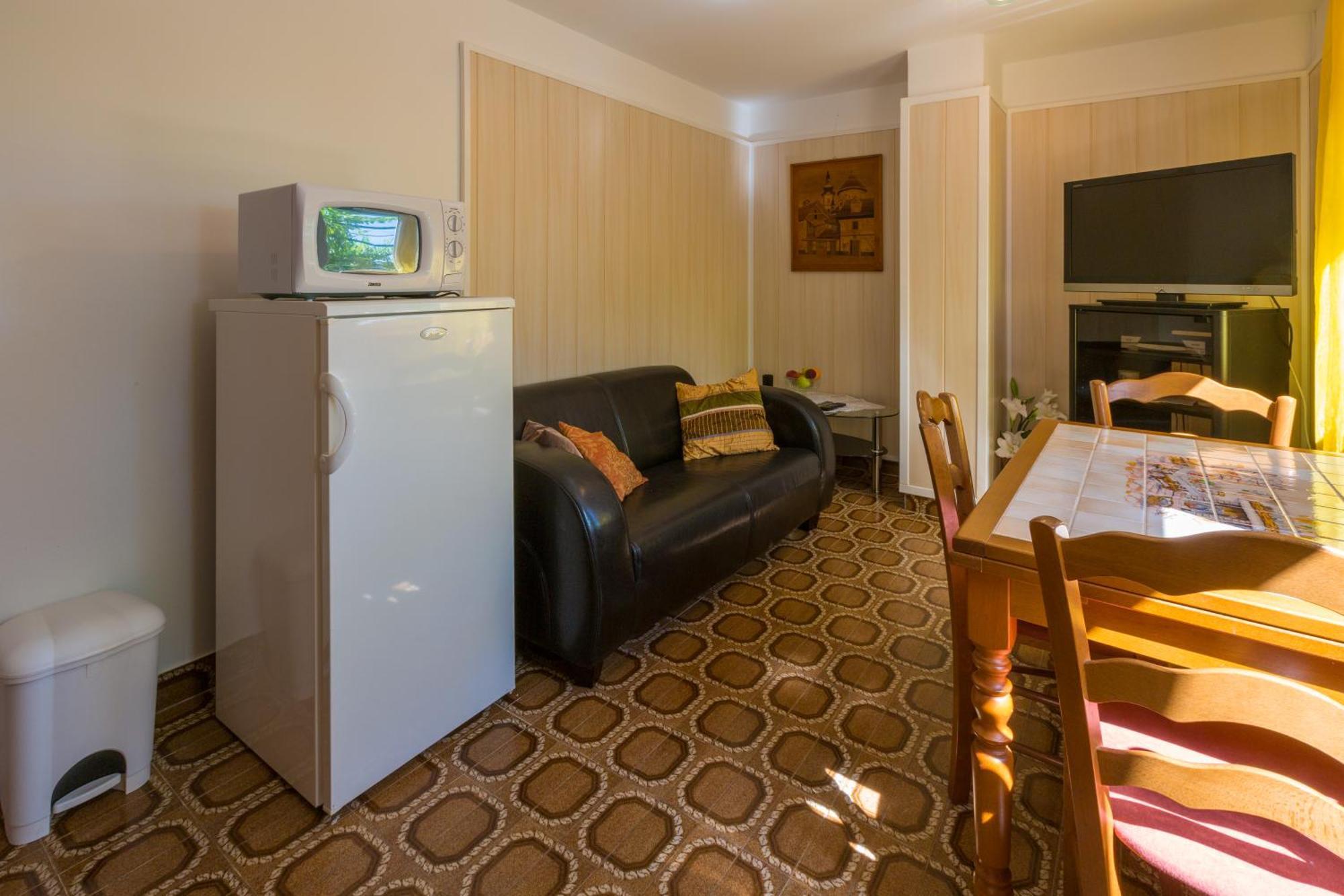 Nella. Apartment Криквеница Екстериор снимка