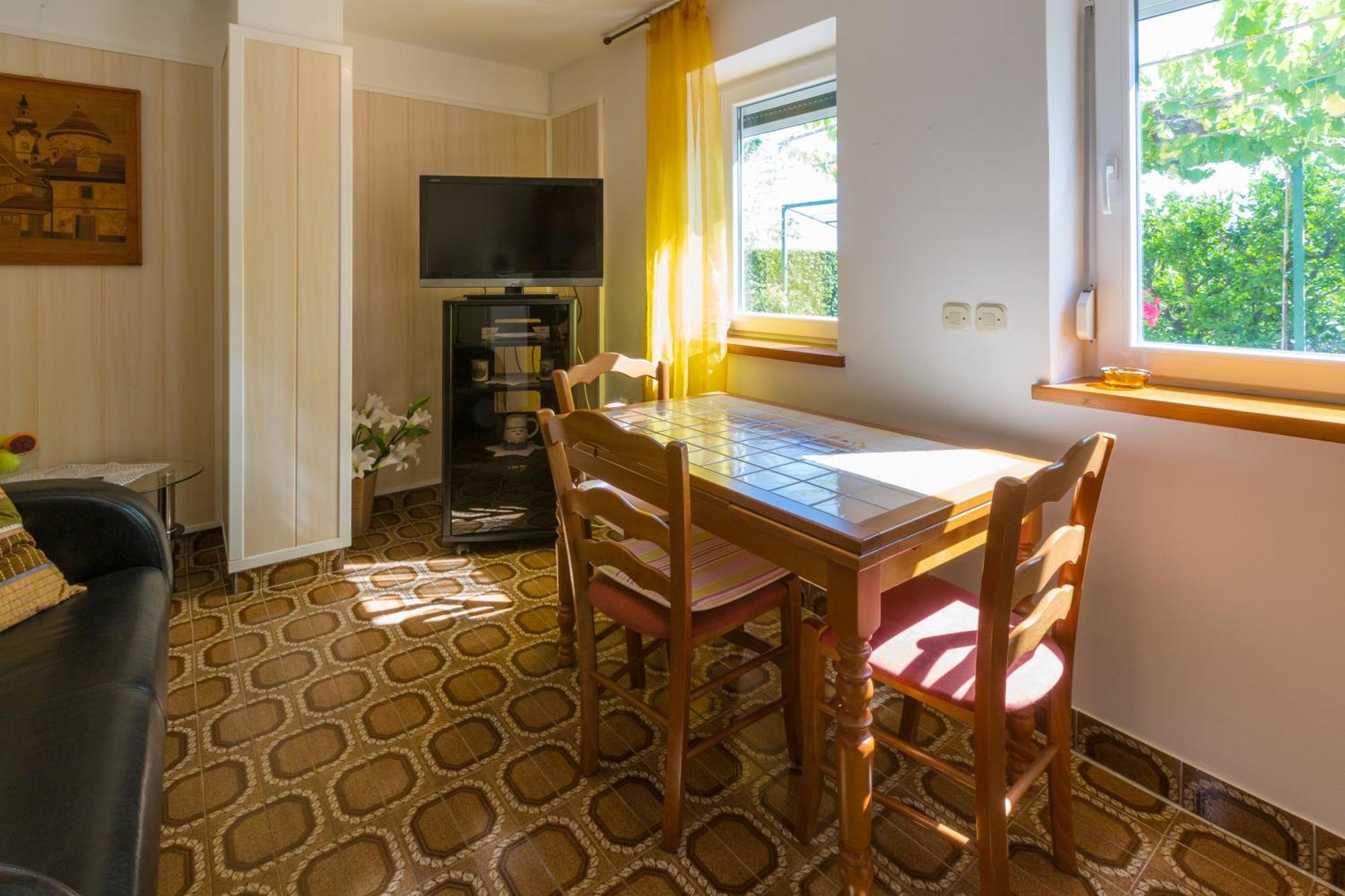 Nella. Apartment Криквеница Екстериор снимка