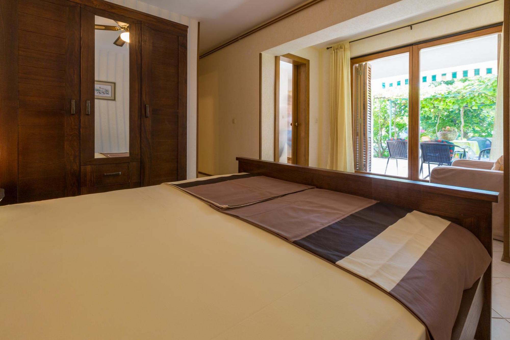 Nella. Apartment Криквеница Екстериор снимка